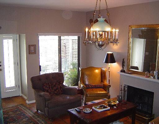 2nd image of 411 CIRCLE ST #0