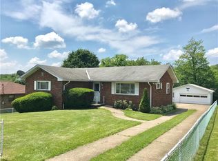 26 Beverly Ave, Burgettstown, PA 15021