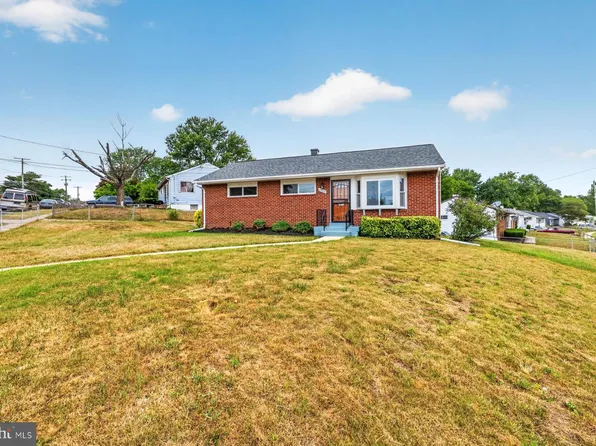 7408 Mason St, District Heights, MD 20747