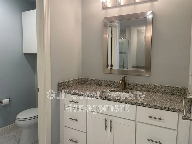 260 Hidden Bay Dr #401 — Photo 24
