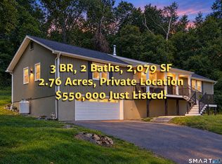 27 Lakes Pond Road, Waterford, CT 06385