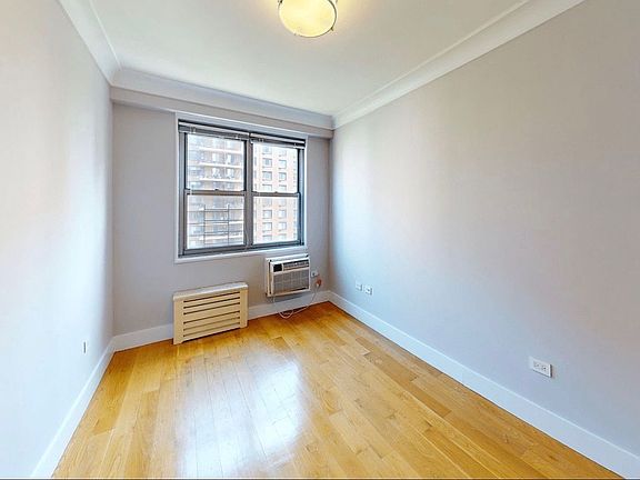 3rd image of 50 W 97th St APT 11R