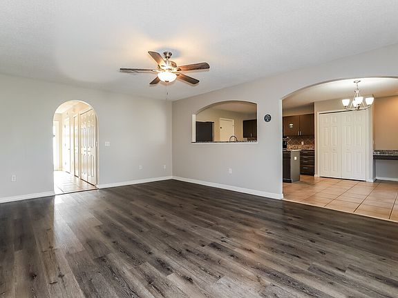4th image of 3209 Anne Jolley Ct