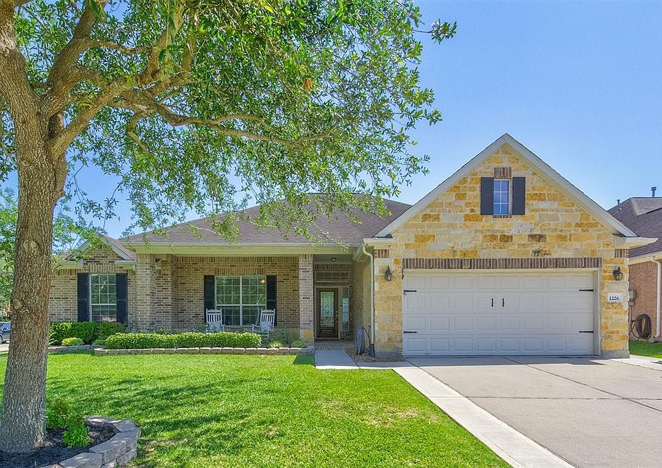 1st image of 1226 Alder Cir