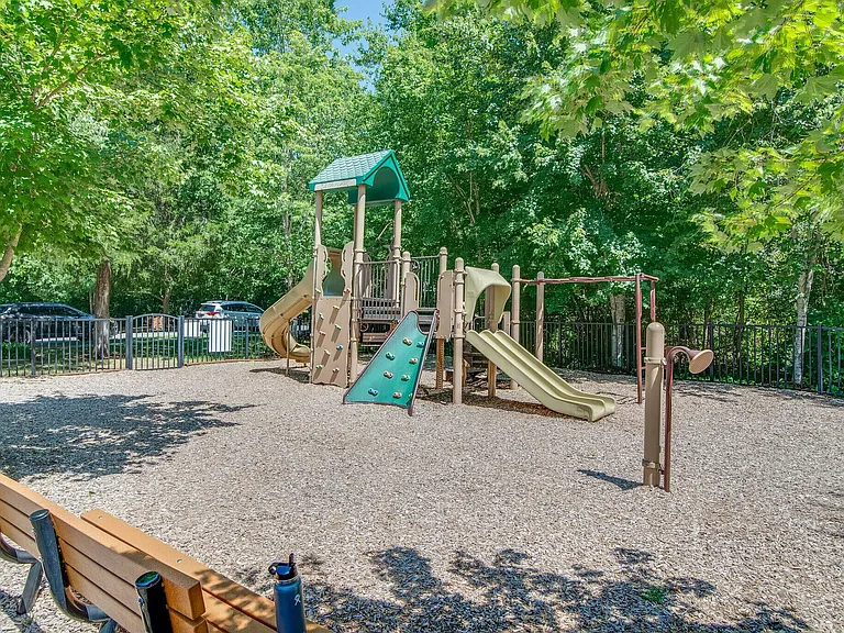 8335 Saint Danasus Dr — Photo 40