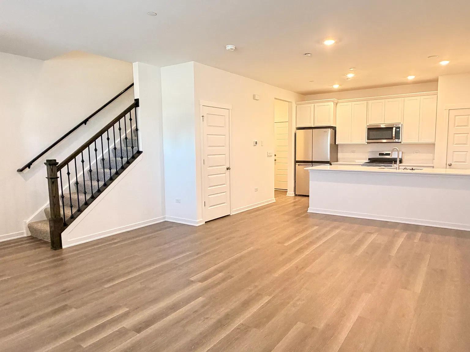 3 bed, 2.5 bath, 1543 sqft, $2,750 — Photo 4