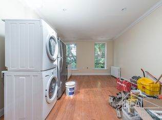 588 Carroll St, Brooklyn, NY 11215