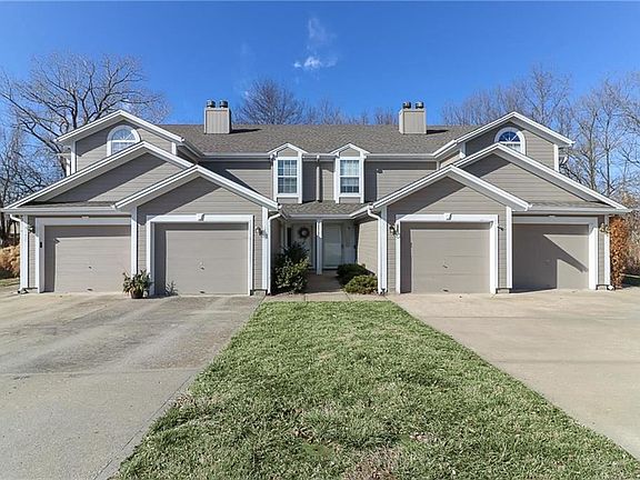 3rd image of 5701 NW Sunrise Meadow Cir #51-D