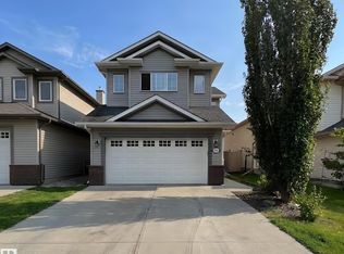 11407 167a Ave NW, Edmonton, AB T5X0A7