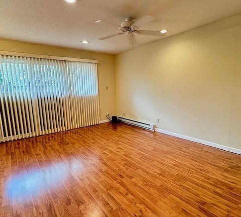 5th image of 1036 Oak Grove Rd APT 82-1