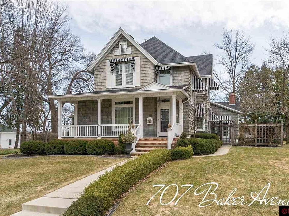 1st image of 707 Baker Ave