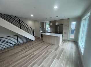 9721 Greenwood Ave N UNIT A, Seattle, WA 98103