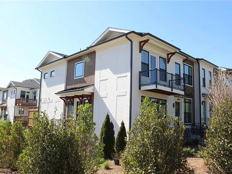 124 Downing Dr — Photo 33