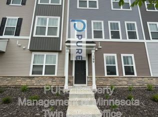 1159 Farrier Rd, Shakopee, MN 55379