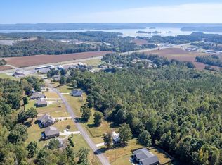 40 Tara Rd, Guntersville, AL 35976