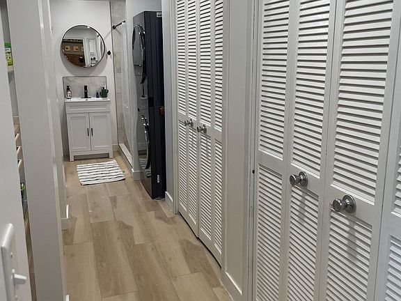5th image of 101 N 69th St APT 22