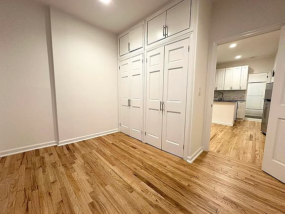 4th image of 108 9th Ave #1