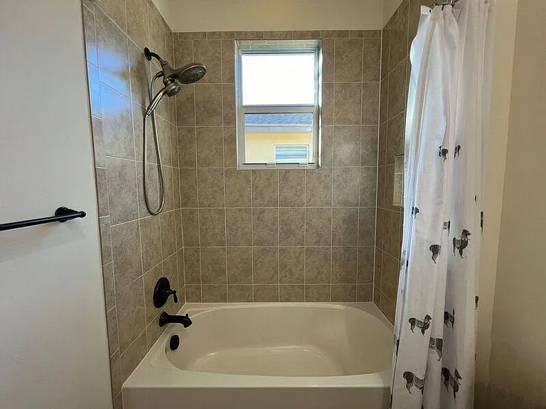 11948 SW Crestwood Cir — Photo 41