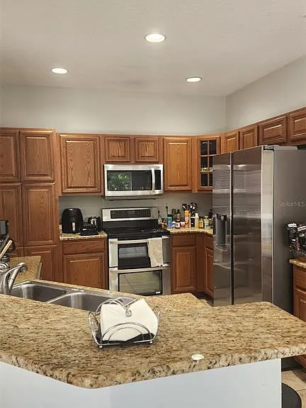 13561 Hawk Lake Dr — Photo 2