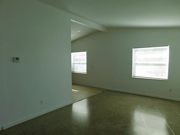4th image of 1821 Highland Ave #1821