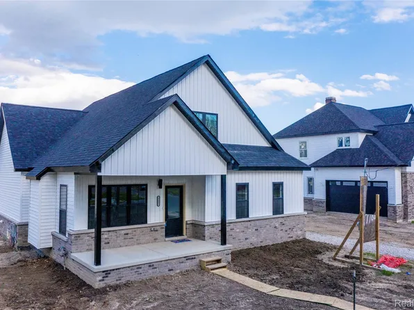 3551 7th St, Wyandotte, MI 48192
