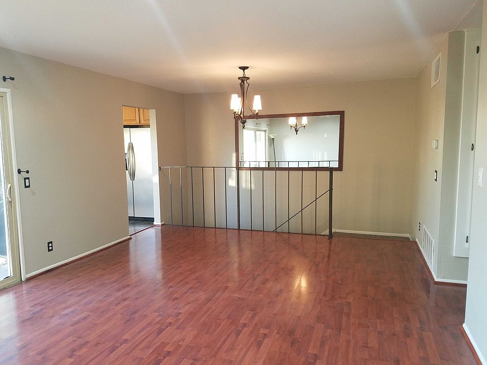 1st image of 192 Hillcrest Dr
