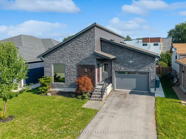 5 Heron Pointe Rd, Pt Colborne, ON L3K 6A9
