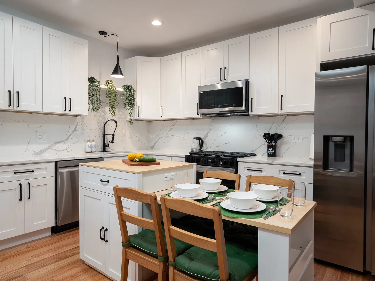 2 bed, 1000 sqft, $3,450 — Photo 4