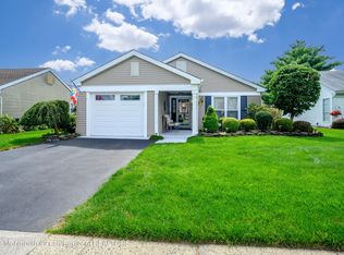 17 Wycombe Way, Manchester, NJ 08759