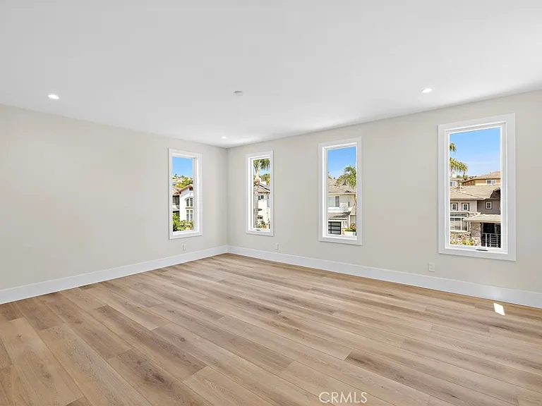 22661 Sweetmeadow — Photo 38