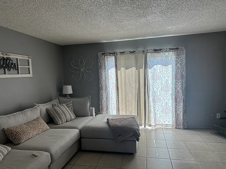 2383 S Apache Dr — Photo 5