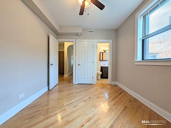 4th image of 896 Green Bay Rd APT 9