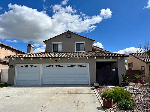 15586 Guajome Rd Photo 1