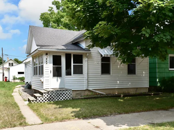668 E 10th St, Winona, MN 55987