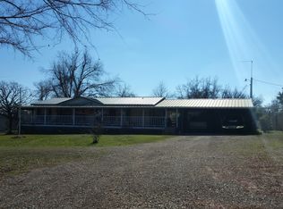 2706 E 2017th Rd, Hugo, OK 74743