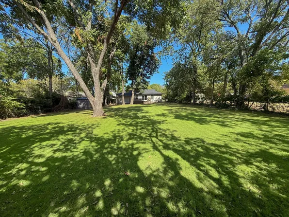 9324 Lenel Pl, Dallas, TX 75220