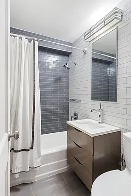 Sold by Compass | media 9