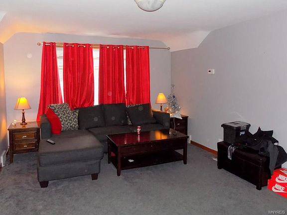2nd image of 60 Erskine Ave