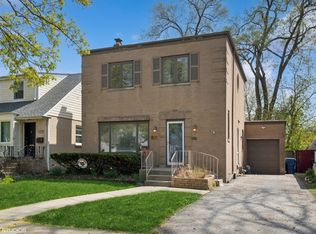 1804 Cleveland St, Evanston, IL 60202