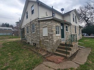 2760 12th St, Rock Island, IL 61201