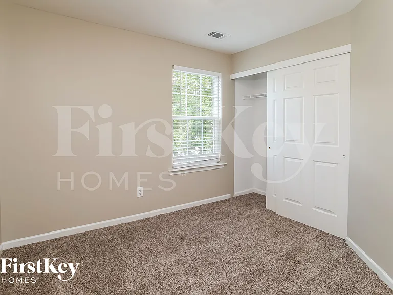 292 Hiawassee Dr — Photo 9