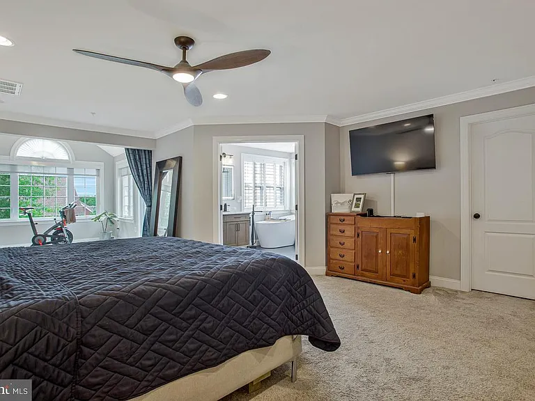 4512 Grazing Way — Photo 38