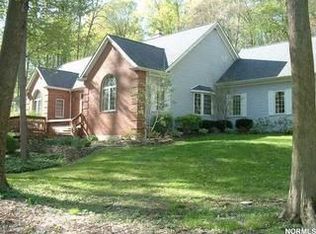 15876 Arbor Trl, Newbury, OH 44065