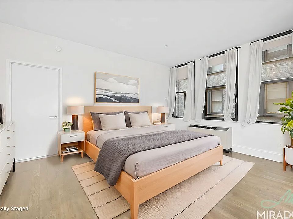 1st image of 15 Park Row APT 26G