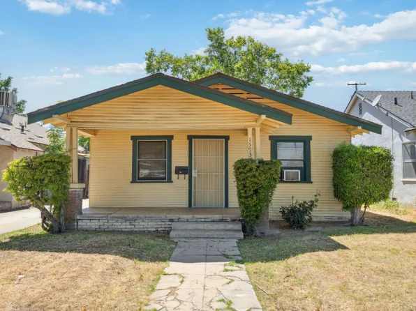 1593 N Glenn Ave, Fresno, CA 93728