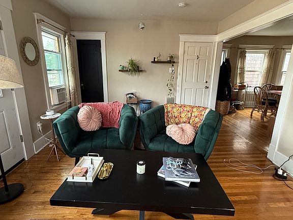 2nd image of 102 Fairchild Pl