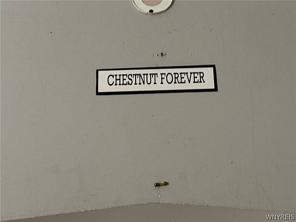 3rd image of 615 Chestnut Ave