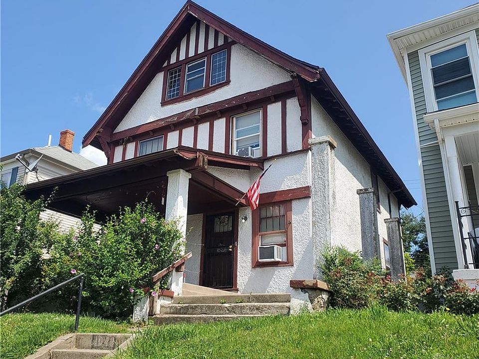 2nd image of 1049 Wyoming St