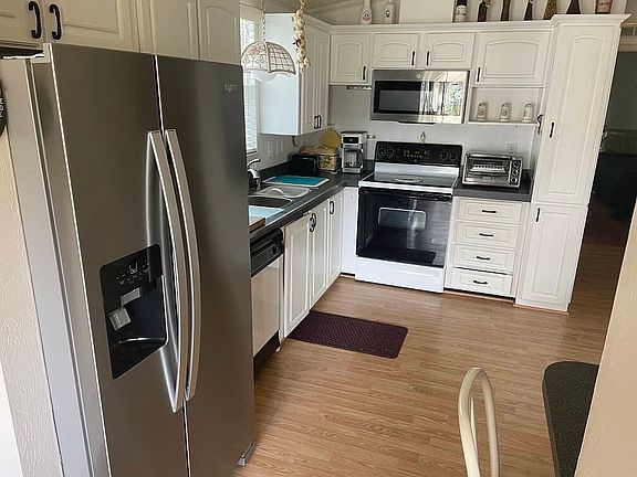 5th image of 1408 Avenida Sierra