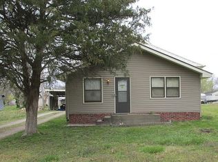 210 W South St, Arma, KS 66712